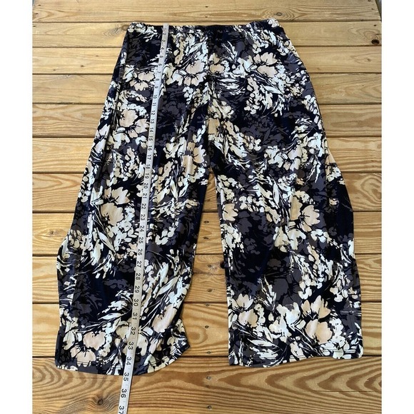 NEW Breezies Solid Top & Printed Crop Sleep Set Size Large Women’s Black - Picture 8 of 12